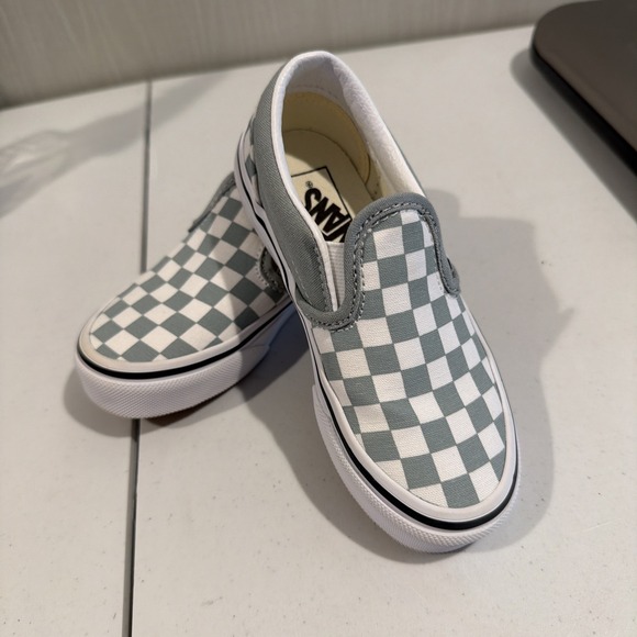 Vans Classic Checkerboard Gray/White Boy's Slip On Skate Shoes-Sz 10.5 NWOB - Picture 2 of 6